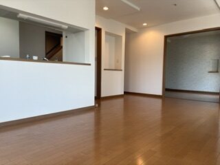 (居間) (居間)